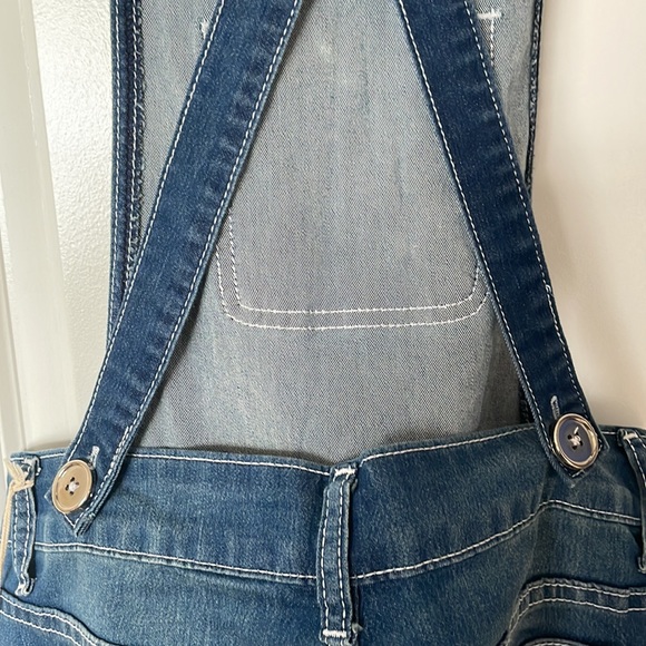 Overalls - Picture 11 of 13